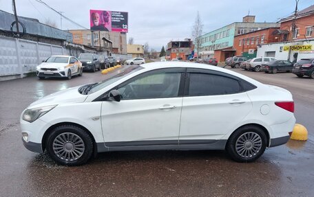 Hyundai Solaris II рестайлинг, 2015 год, 600 000 рублей, 2 фотография