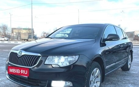 Skoda Superb III рестайлинг, 2011 год, 1 550 000 рублей, 2 фотография