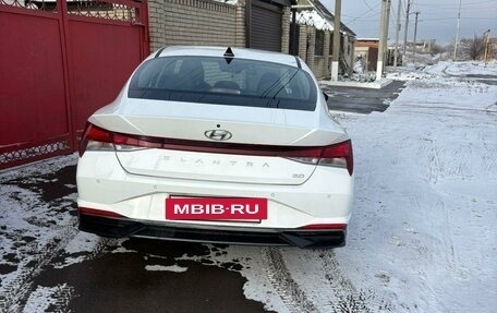 Hyundai Elantra, 2021 год, 2 300 000 рублей, 7 фотография