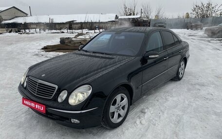 Mercedes-Benz E-Класс, 2003 год, 749 000 рублей, 1 фотография