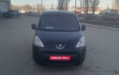 Peugeot Partner II рестайлинг 2, 2012 год, 820 000 рублей, 2 фотография