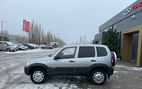 Chevrolet Niva I рестайлинг, 2015 год, 760 000 рублей, 8 фотография