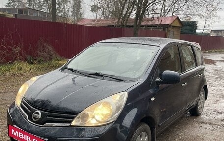 Nissan Note II рестайлинг, 2011 год, 650 000 рублей, 2 фотография