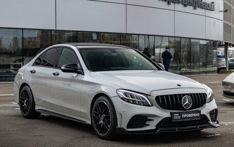 Mercedes-Benz C-Класс, 2018 год, 3 390 000 рублей, 5 фотография