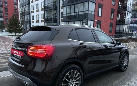 Mercedes-Benz GLA, 2015 год, 1 750 000 рублей, 3 фотография