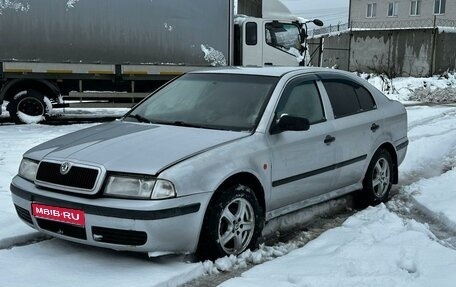 Skoda Octavia IV, 2000 год, 235 000 рублей, 1 фотография