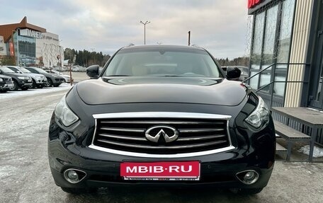 Infiniti QX70, 2014 год, 2 800 000 рублей, 36 фотография