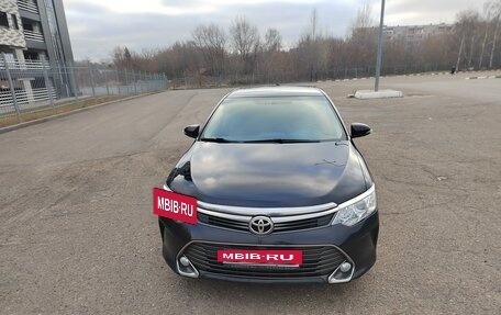 Toyota Camry, 2015 год, 1 700 000 рублей, 4 фотография