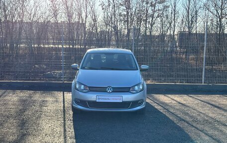 Volkswagen Polo VI (EU Market), 2012 год, 750 000 рублей, 2 фотография