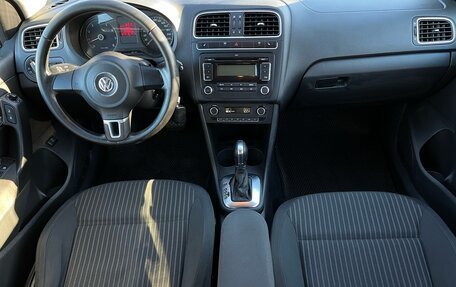 Volkswagen Polo VI (EU Market), 2012 год, 750 000 рублей, 11 фотография