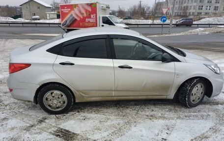 Hyundai Solaris II рестайлинг, 2013 год, 850 000 рублей, 8 фотография