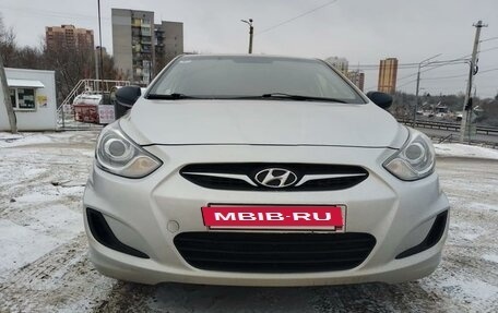 Hyundai Solaris II рестайлинг, 2013 год, 850 000 рублей, 9 фотография