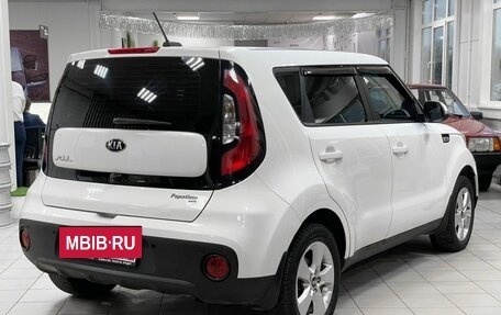 KIA Soul II рестайлинг, 2018 год, 1 399 000 рублей, 6 фотография