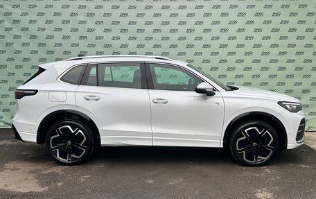 Volkswagen Tiguan, 2024 год, 5 765 000 рублей, 9 фотография