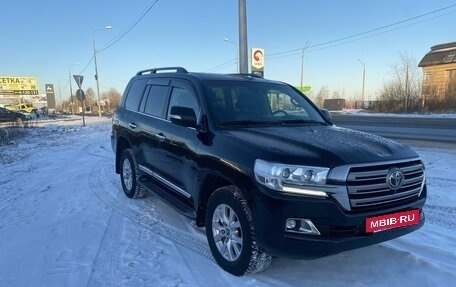 Toyota Land Cruiser 200, 2016 год, 5 998 000 рублей, 8 фотография