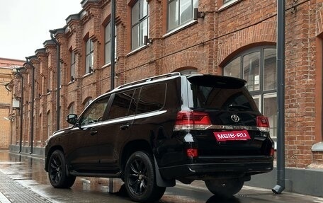 Toyota Land Cruiser 200, 2018 год, 9 200 000 рублей, 3 фотография