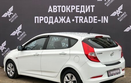 Hyundai Solaris II рестайлинг, 2015 год, 1 090 000 рублей, 5 фотография