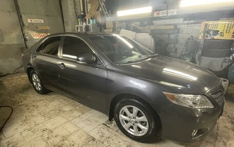 Toyota Camry, 2010 год, 1 200 000 рублей, 2 фотография