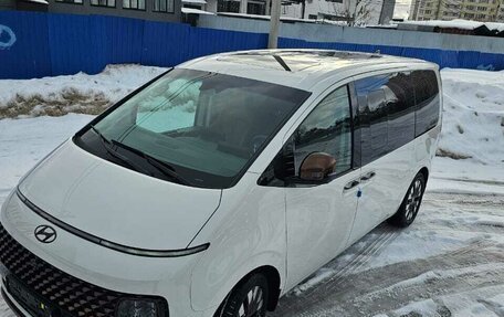 Hyundai Staria, 2022 год, 6 699 000 рублей, 3 фотография