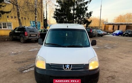 Peugeot Partner II рестайлинг 2, 2010 год, 380 000 рублей, 8 фотография