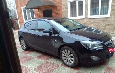 Opel Astra J, 2010 год, 700 000 рублей, 1 фотография