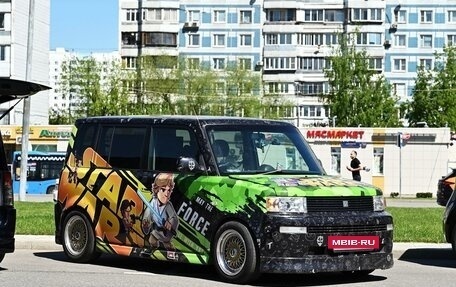 Toyota bB I рестайлинг, 2002 год, 700 000 рублей, 8 фотография