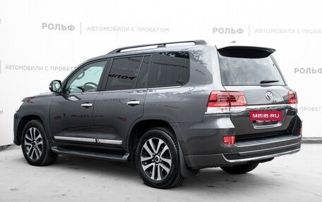 Toyota Land Cruiser 200, 2019 год, 6 820 000 рублей, 7 фотография