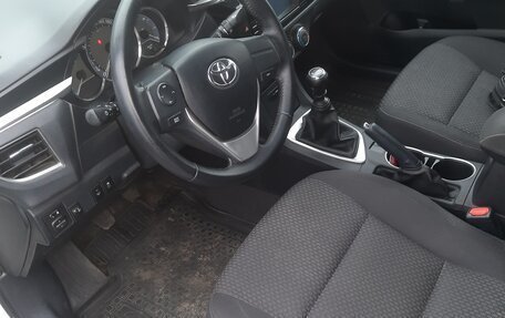 Toyota Corolla, 2013 год, 1 499 000 рублей, 5 фотография