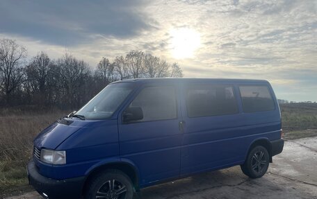 Volkswagen Transporter T4, 2000 год, 1 350 000 рублей, 2 фотография