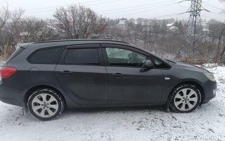 Opel Astra J, 2012 год, 700 000 рублей, 10 фотография