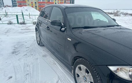 BMW 1 серия, 2009 год, 830 000 рублей, 12 фотография