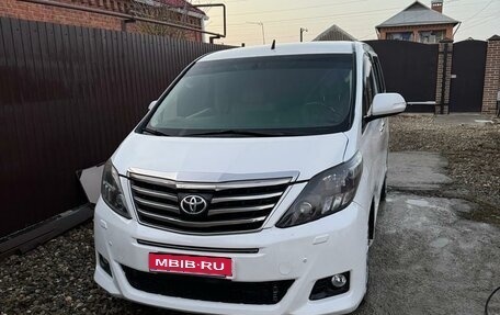 Toyota Alphard III, 2012 год, 2 700 000 рублей, 1 фотография