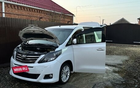 Toyota Alphard III, 2012 год, 2 700 000 рублей, 22 фотография