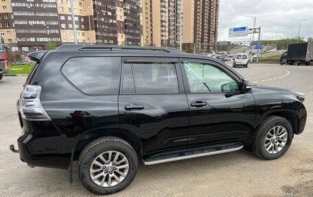 Toyota Land Cruiser Prado 150 рестайлинг 2, 2016 год, 5 250 000 рублей, 16 фотография