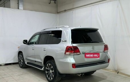 Toyota Land Cruiser 200, 2008 год, 3 300 000 рублей, 7 фотография