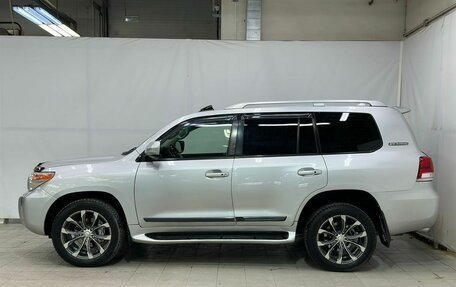 Toyota Land Cruiser 200, 2008 год, 3 300 000 рублей, 8 фотография