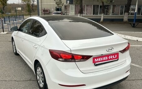 Hyundai Elantra VI рестайлинг, 2016 год, 1 615 000 рублей, 2 фотография