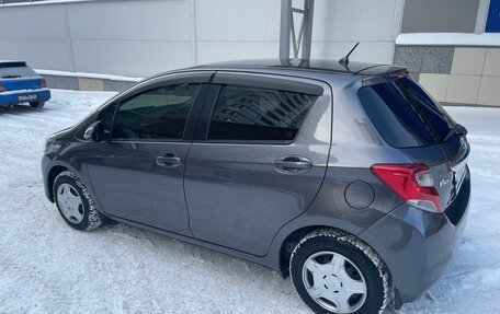 Toyota Vitz, 2016 год, 900 000 рублей, 4 фотография