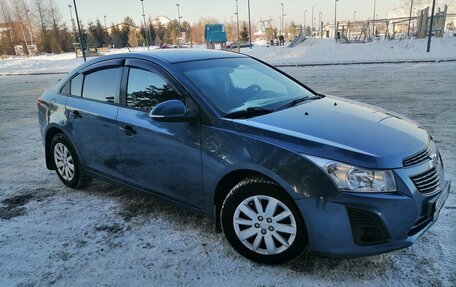 Chevrolet Cruze II, 2014 год, 950 000 рублей, 6 фотография