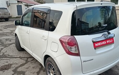 Toyota Ractis I, 2009 год, 750 000 рублей, 1 фотография