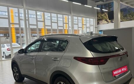 KIA Sportage IV рестайлинг, 2019 год, 2 518 000 рублей, 7 фотография