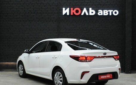 KIA Rio IV, 2017 год, 1 310 000 рублей, 3 фотография