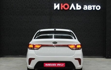 KIA Rio IV, 2017 год, 1 310 000 рублей, 2 фотография