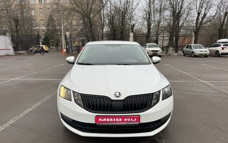 Skoda Octavia, 2018 год, 999 000 рублей, 1 фотография