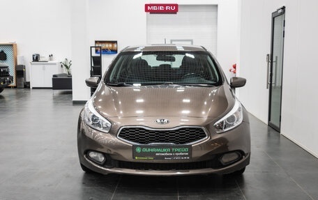 KIA cee'd III, 2012 год, 1 055 000 рублей, 2 фотография