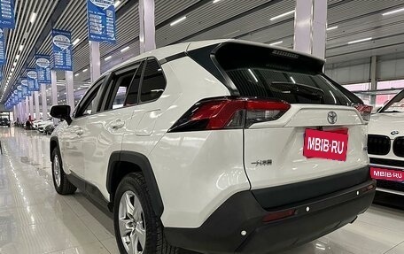 Toyota RAV4, 2020 год, 2 700 000 рублей, 1 фотография