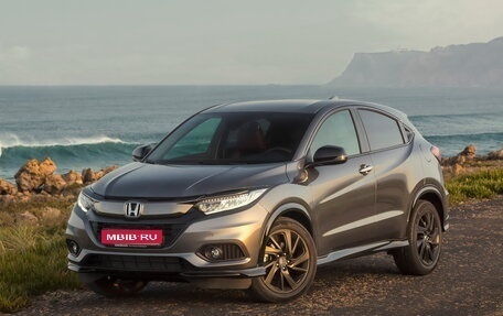 Honda HR-V II, 2019 год, 2 800 000 рублей, 1 фотография