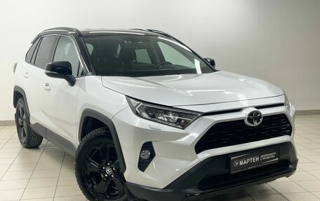 Toyota RAV4, 2021 год, 3 675 000 рублей, 3 фотография