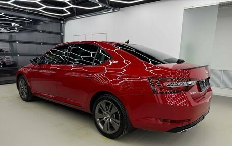 Skoda Superb III рестайлинг, 2017 год, 3 300 000 рублей, 6 фотография