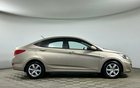 Hyundai Solaris II рестайлинг, 2011 год, 1 049 000 рублей, 4 фотография